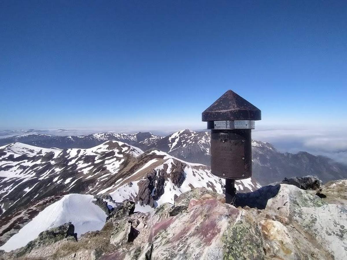 Panorámica desde el  Pico Cornón .