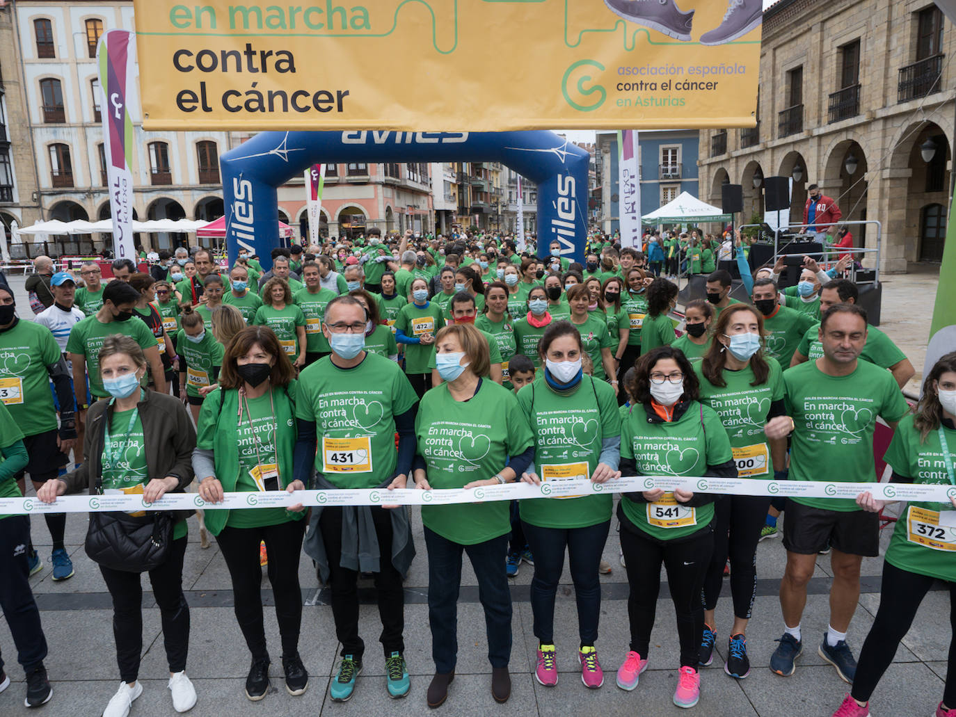 La Asociación Española contra el Cáncer (AECC) ha organizado marchas en Gijón y Avilés para que «la gente tome conciencia y colabore». El objetivo de la iniciativa es mejorar la calidad de vida de los enfermos de cáncer. 