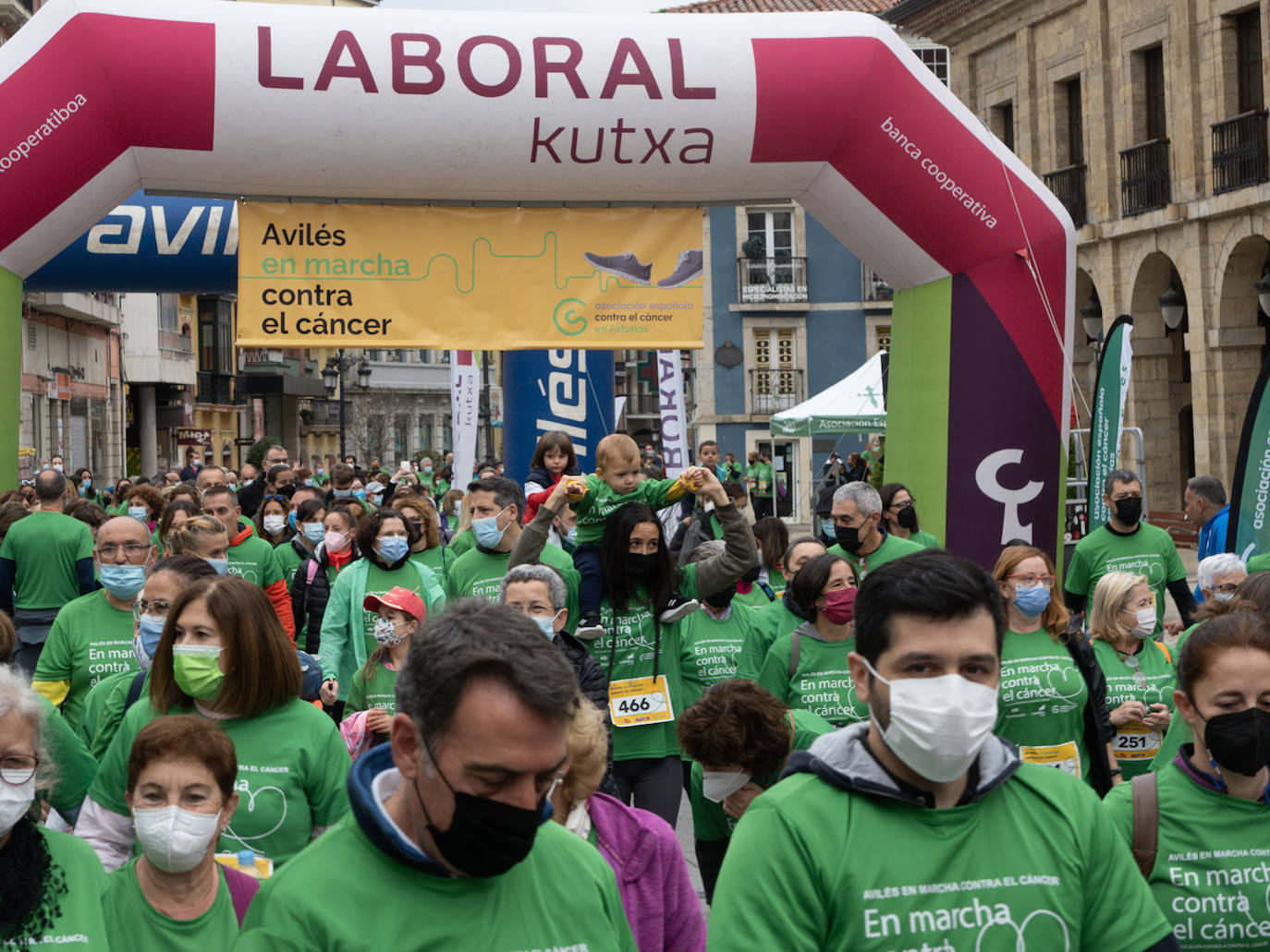 La Asociación Española contra el Cáncer (AECC) ha organizado marchas en Gijón y Avilés para que «la gente tome conciencia y colabore». El objetivo de la iniciativa es mejorar la calidad de vida de los enfermos de cáncer. 