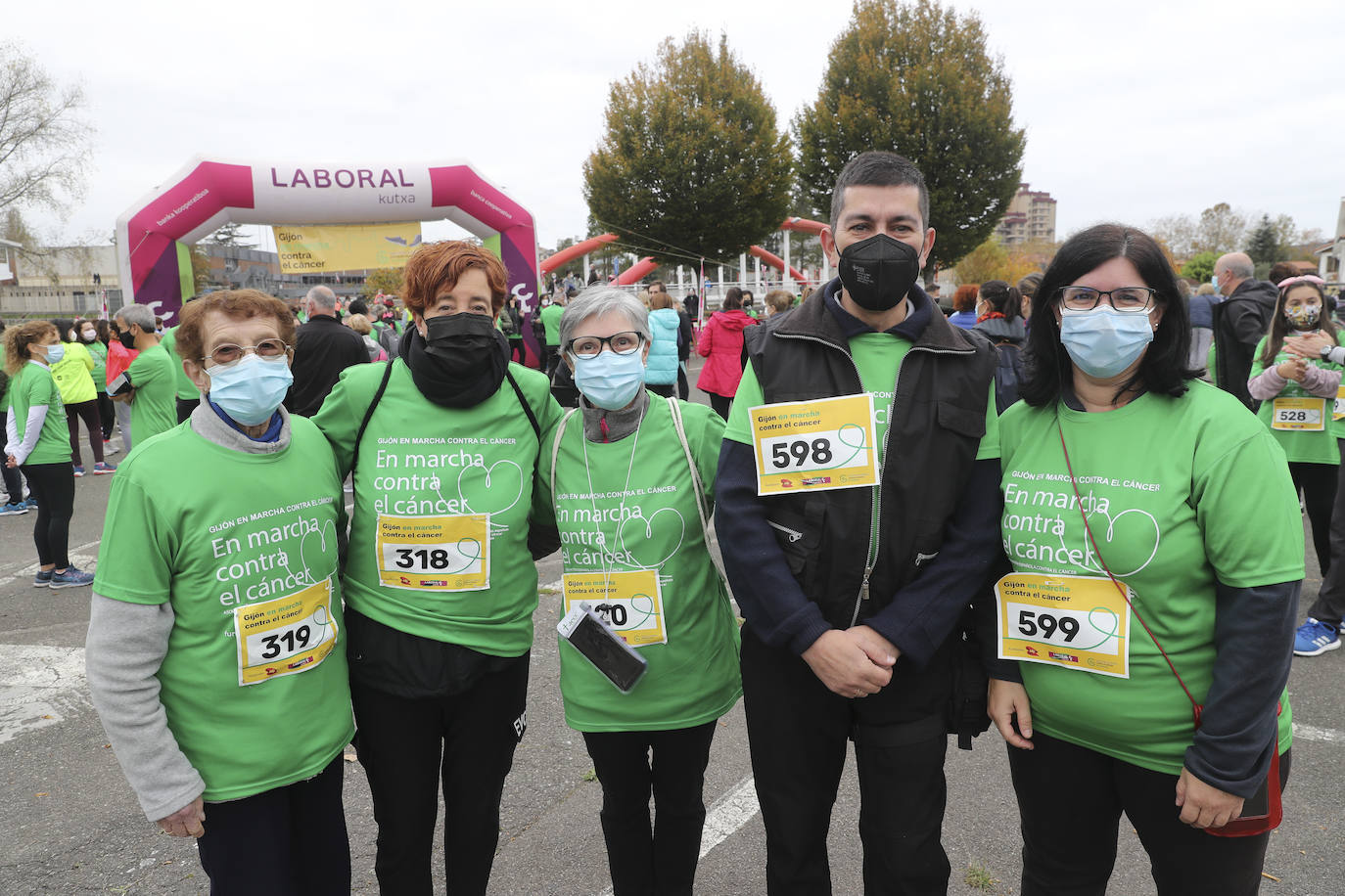 La Asociación Española contra el Cáncer (AECC) ha organizado marchas en Gijón y Avilés para que «la gente tome conciencia y colabore». El objetivo de la iniciativa es mejorar la calidad de vida de los enfermos de cáncer. 