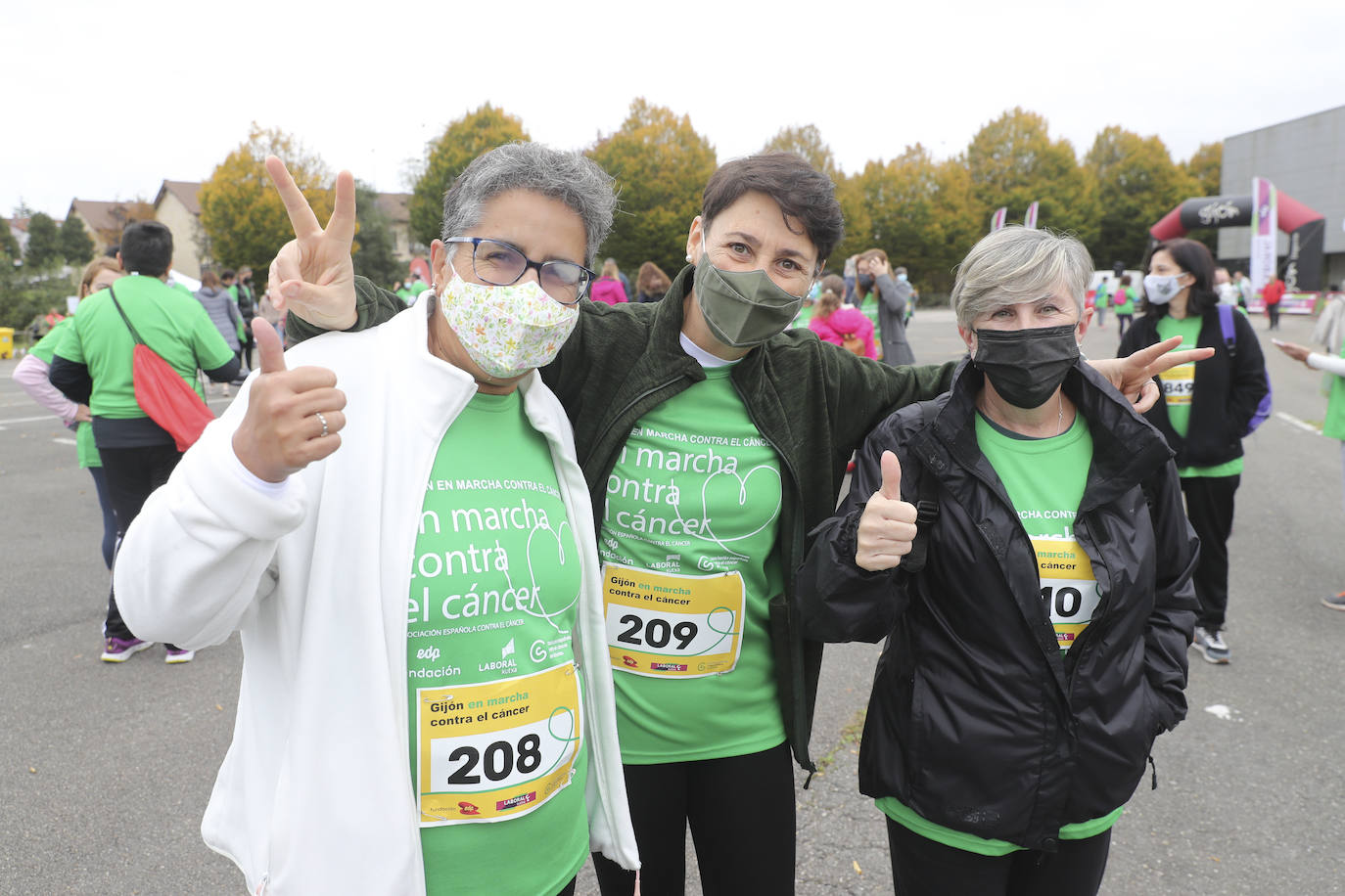 La Asociación Española contra el Cáncer (AECC) ha organizado marchas en Gijón y Avilés para que «la gente tome conciencia y colabore». El objetivo de la iniciativa es mejorar la calidad de vida de los enfermos de cáncer. 