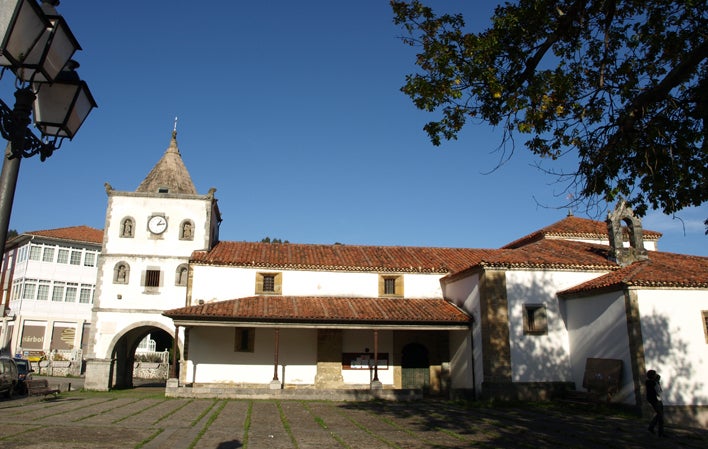 Iglesia de Santa María de Soto de Luiña