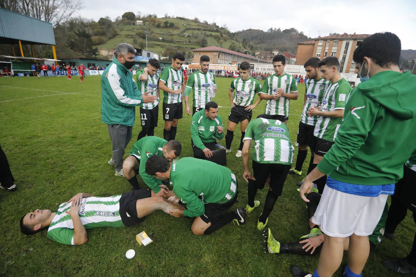 Los asturianos cayeron en la tanda de penaltis ante el Solares (3-5) después de llegar con empate a un tanto a la conclusión del tiempo reglamentario y la prórroga con un total de 120 minutos. Será el Solares el que se enfrente a un equipo de Primera División.