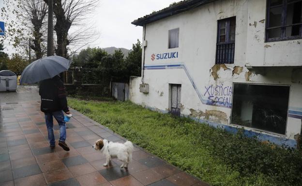 Edificio en el que falleció un toxicómano el pasado domingo 