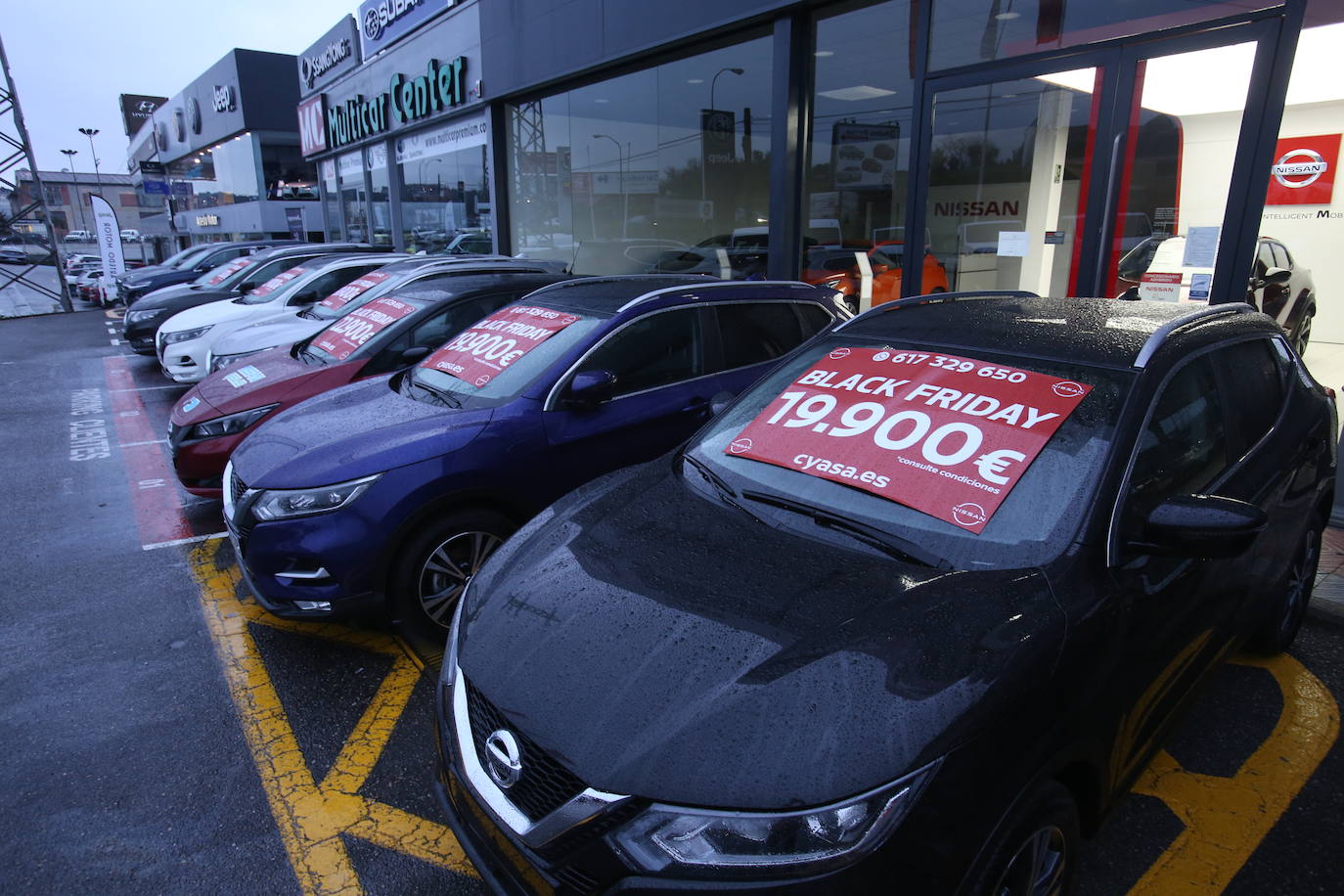 Concesionario de coches en una imagen de archivo. 