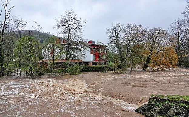 En directo: última hora de las inundaciones en Asturias 