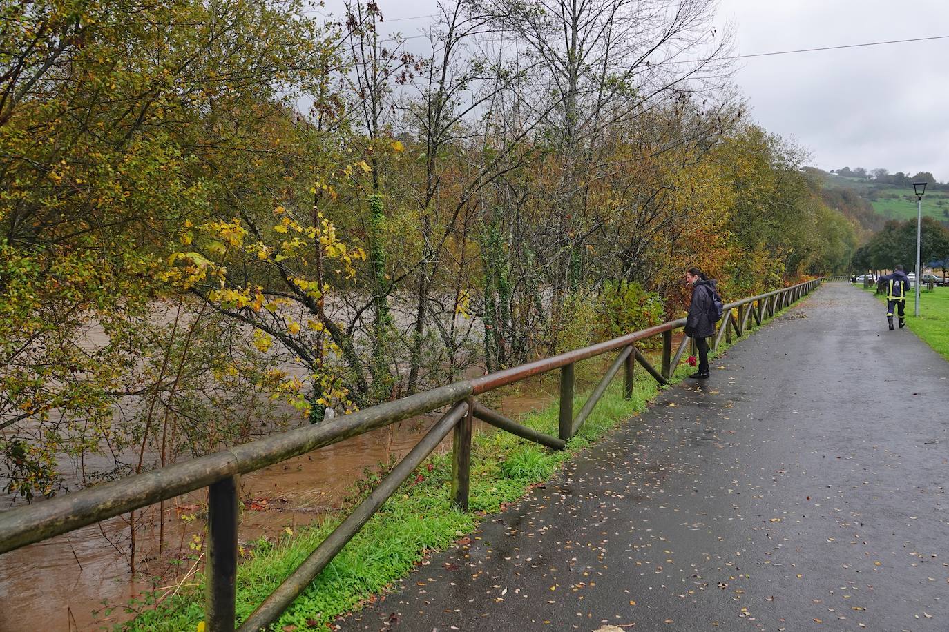 Fotos: Los ríos se desbordan en el oriente de Asturias