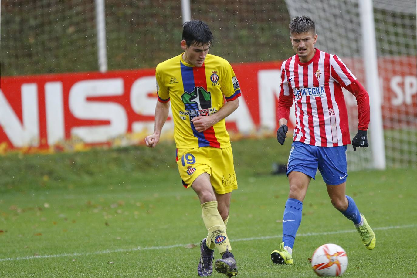 Fotos: Sporting B - Titánico, en imágenes
