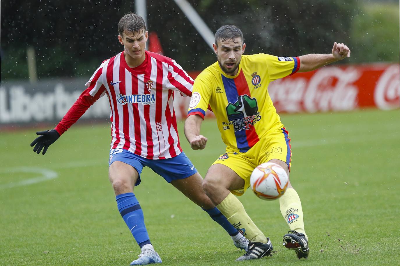 Fotos: Sporting B - Titánico, en imágenes