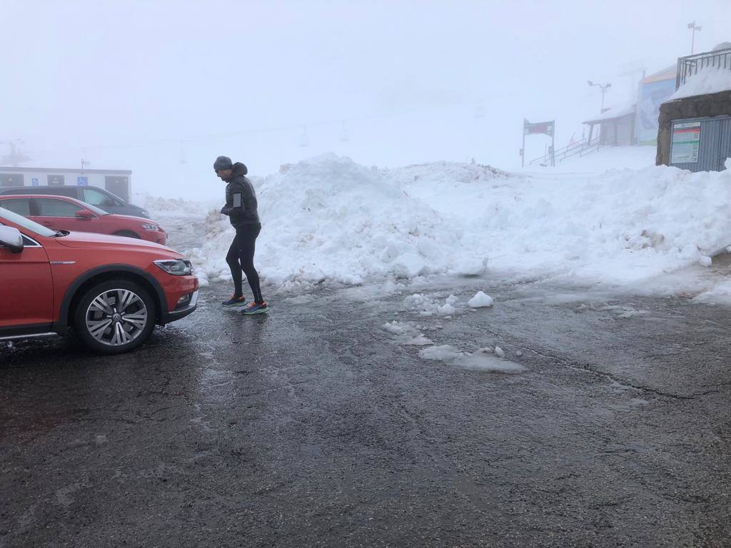 La nieve caída en los últimos días está aumentando notablemente el espesor en las estaciones de esquí asturianas, como en la de Brañillín