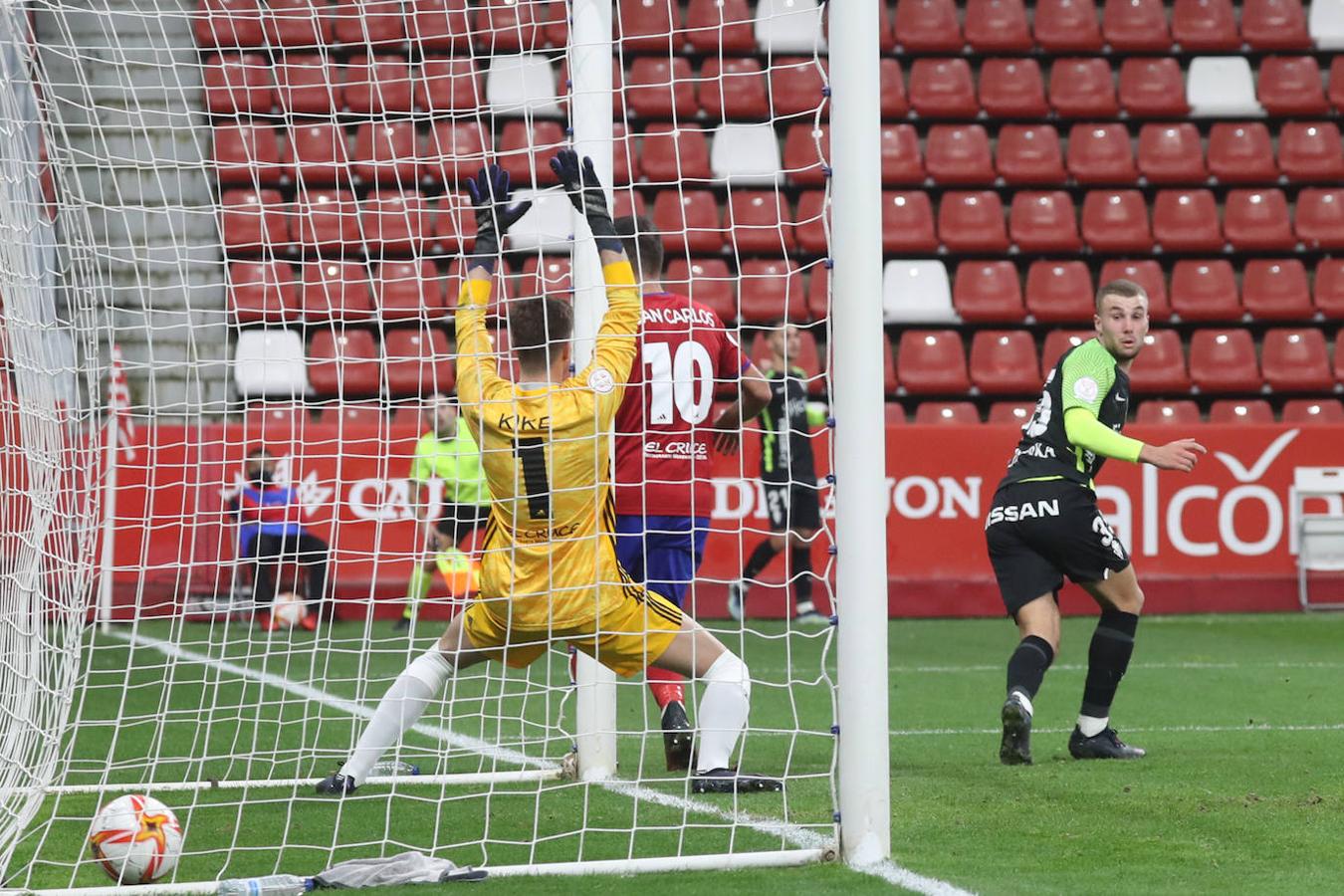 Fotos: Las mejores jugadas del Ceares - Sporting