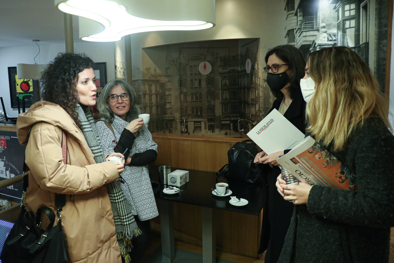 'Futuro en Femenino' educa en igualdad a los más jóvenes y visibiliza la importancia del papel de la mujer en la empresa, las instituciones y la sociedad.