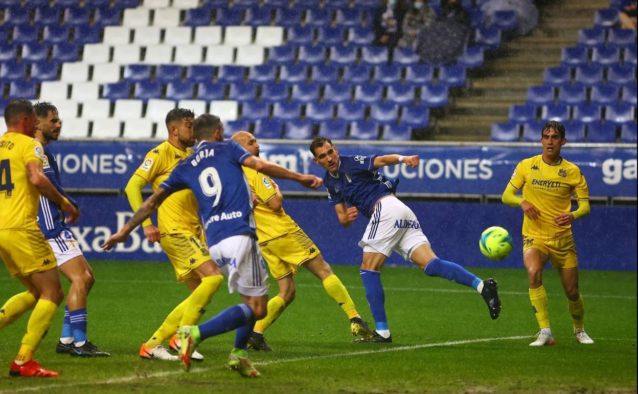 El colista alivia al Real Oviedo