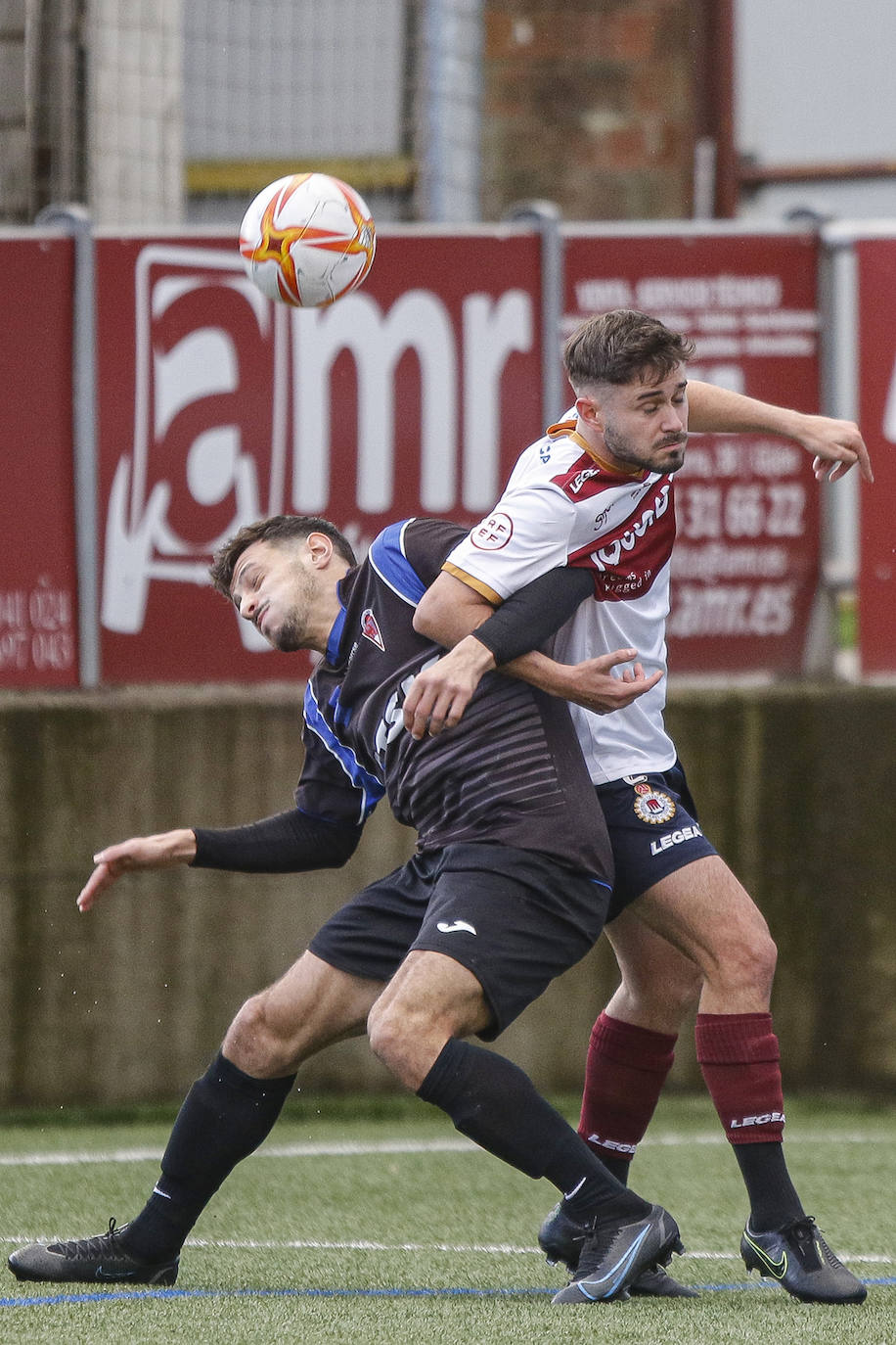 Fotos: El Hijón Industrial-TSK Roces, en imágenes