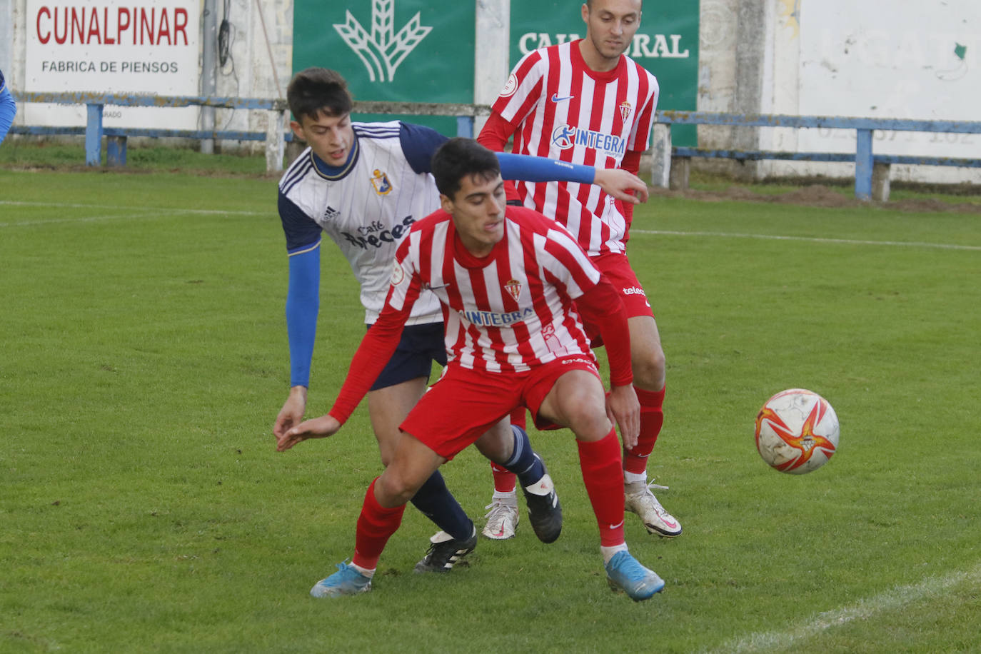 Fotos: Las mejores jugadas del Sporting B-Mosconia