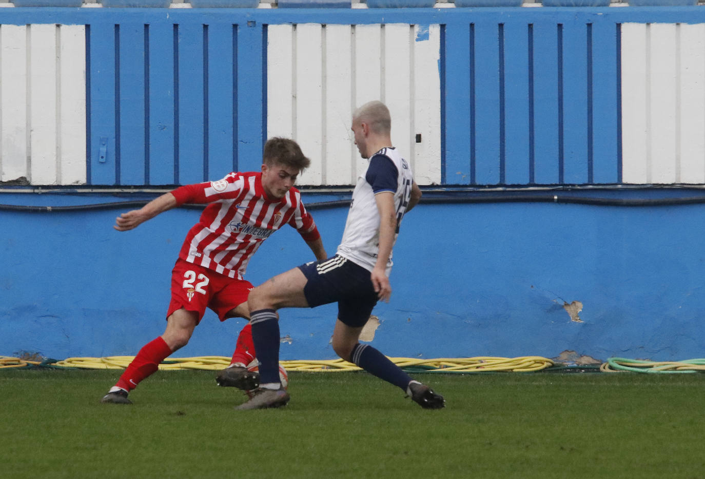 Fotos: Las mejores jugadas del Sporting B-Mosconia