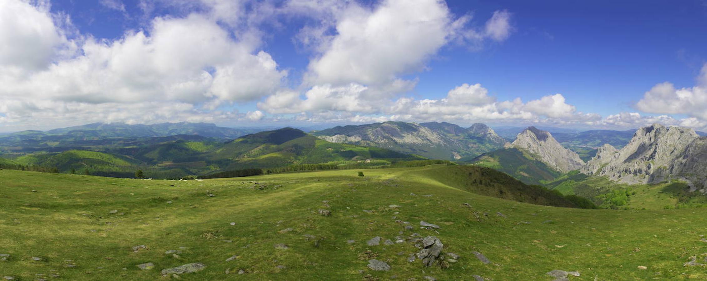 Parque Natural de Urkiola (Euskadi).