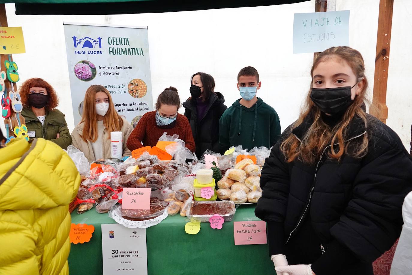 Fotos: Víctor Manuel anima la Feria de les Fabes de Colunga