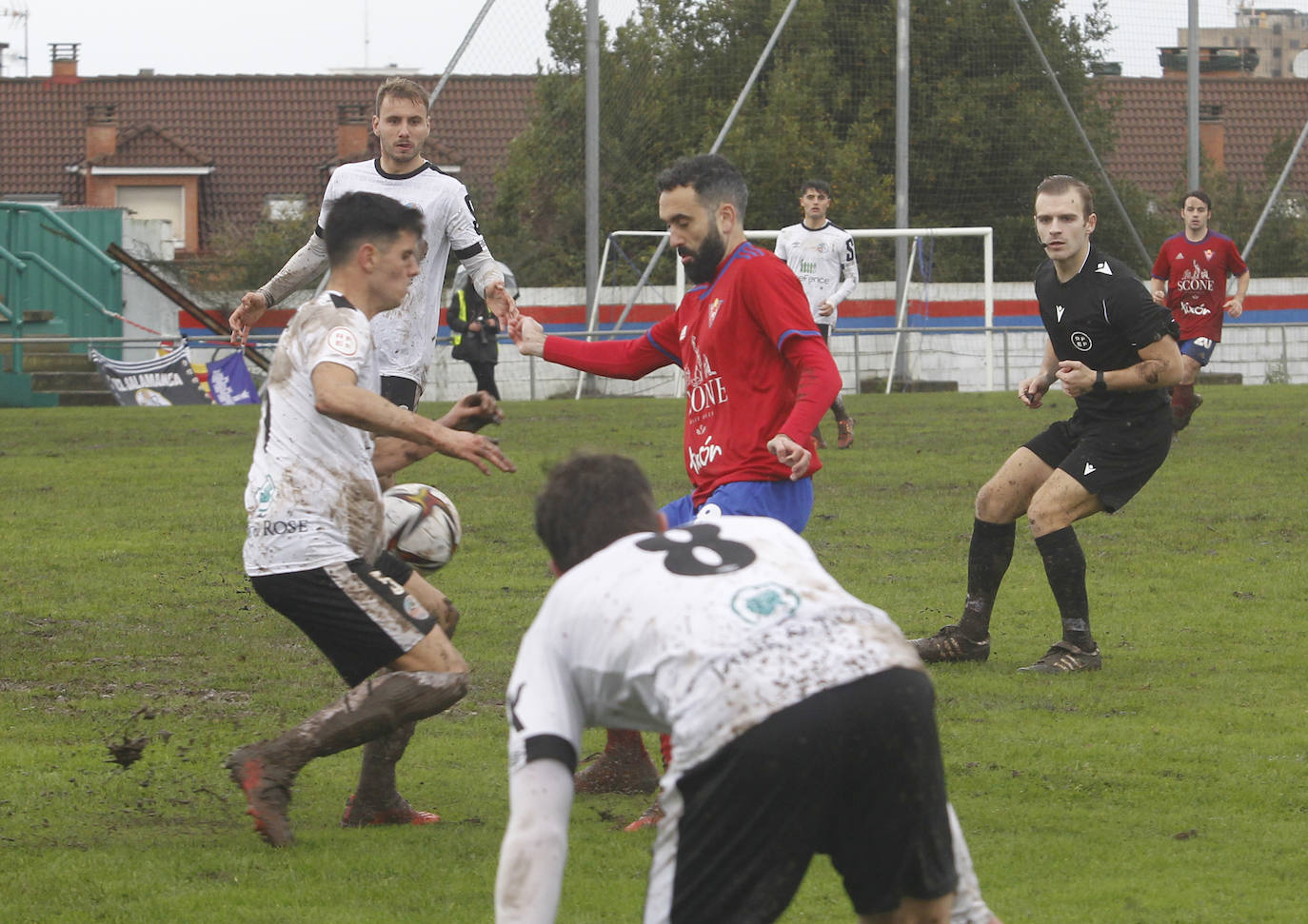 Fotos: Las mejores jugadas de la victoria del Ceares contra el Salamanca