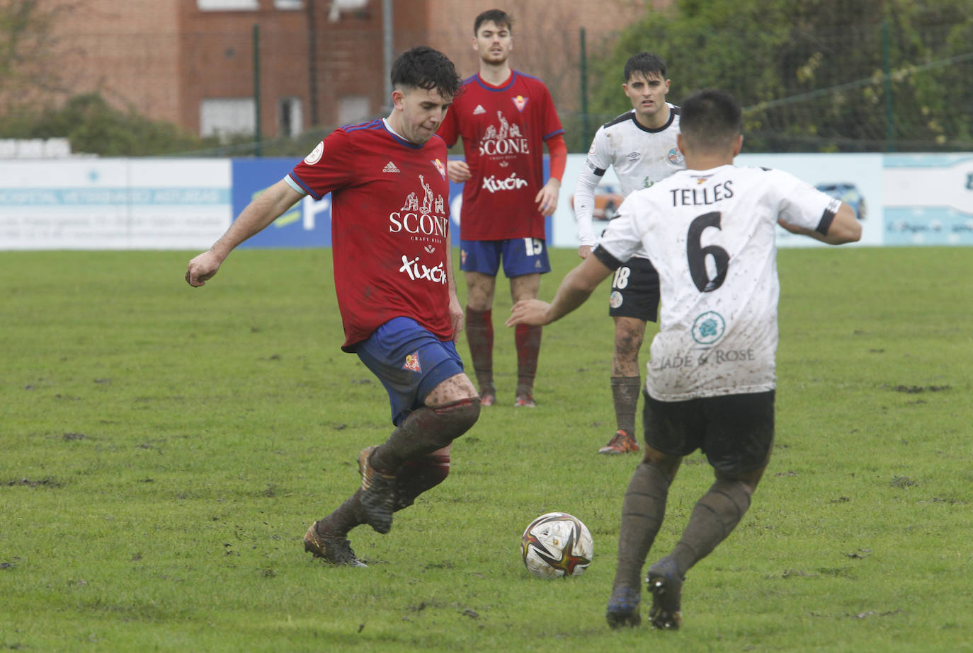 Fotos: Las mejores jugadas de la victoria del Ceares contra el Salamanca