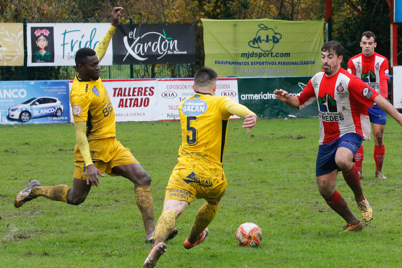 Fotos: Las mejores imágenes del Titánico-Colunga en Las Tolvas