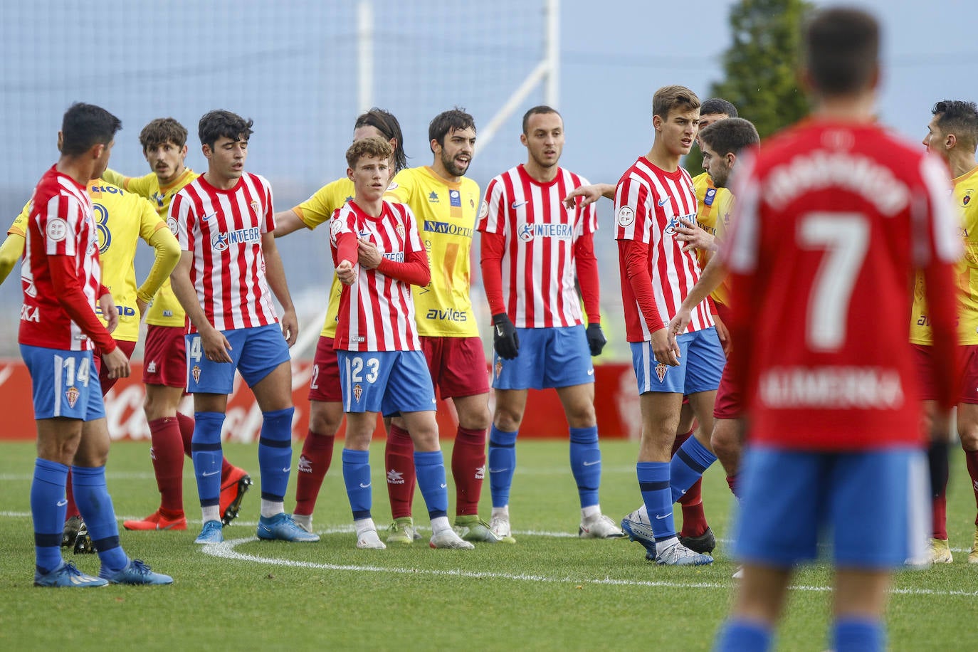 Fotos: Las mejores imágenes de la victoria del Sporting B ante el Navarro