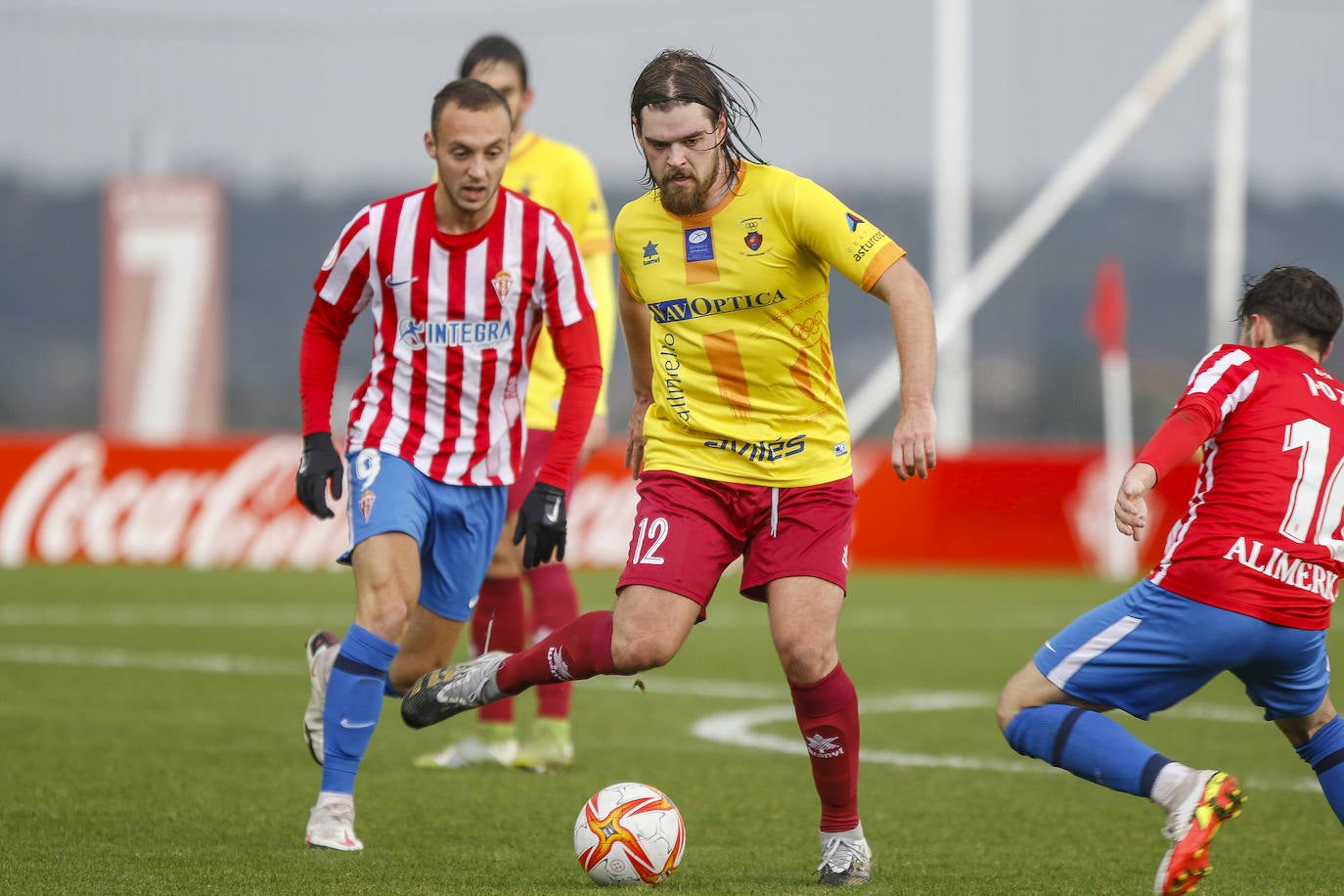 Fotos: Las mejores imágenes de la victoria del Sporting B ante el Navarro