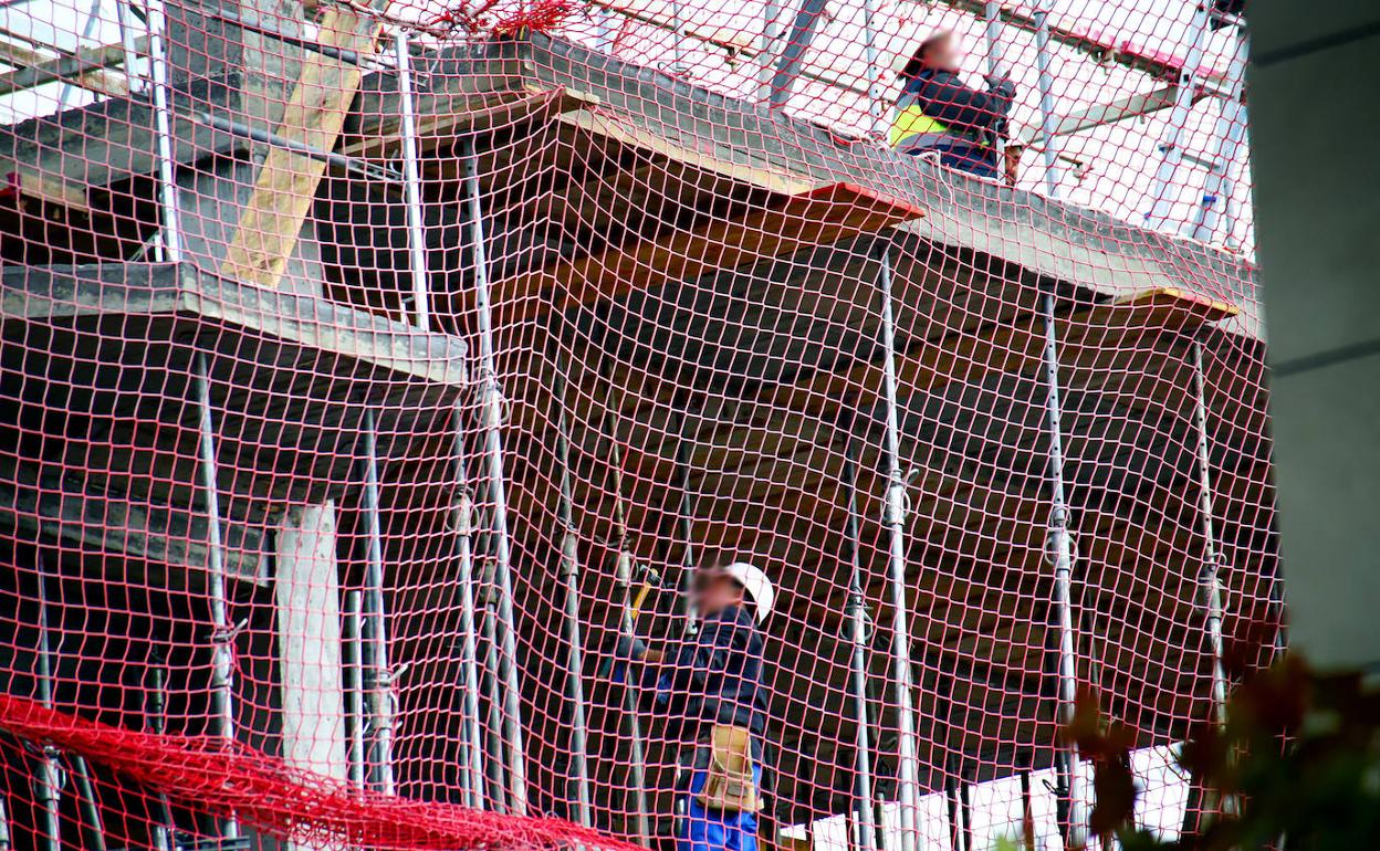 Trabajadores del sector de la construcción. 