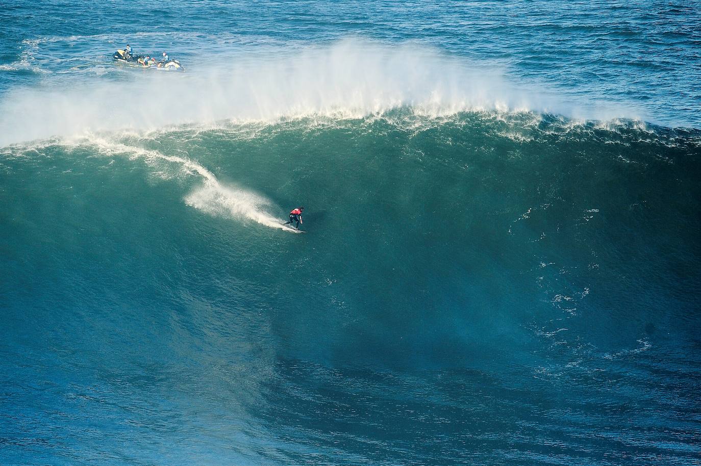 Fotos: El espectáculo de las olas de Nazaré