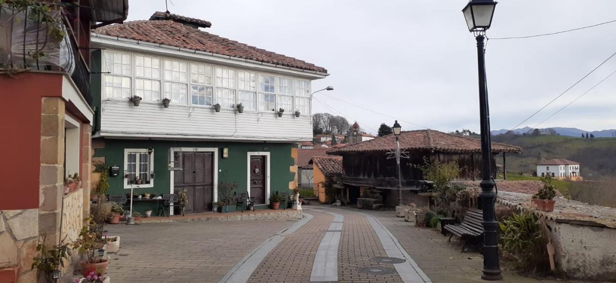 Plaza de Torazo que llevará el nombre 'Príncipes de Asturias'. 