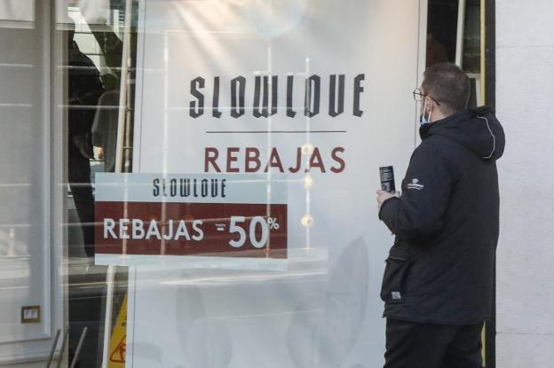 «Las rebajas en Gijón son buenas, pero hace tiempo que son cortas»