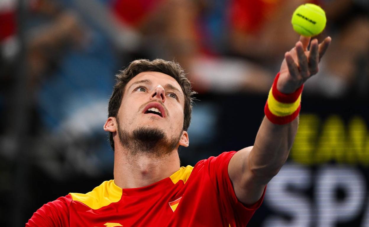 Pablo Carreño, en un saque durante su partido contra Zielinski en la ATP 