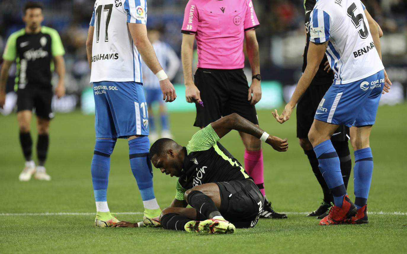 Fotos: Las mejores imágenes del Málaga - Sporting