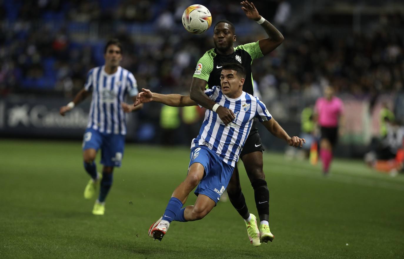 Fotos: Las mejores imágenes del Málaga - Sporting