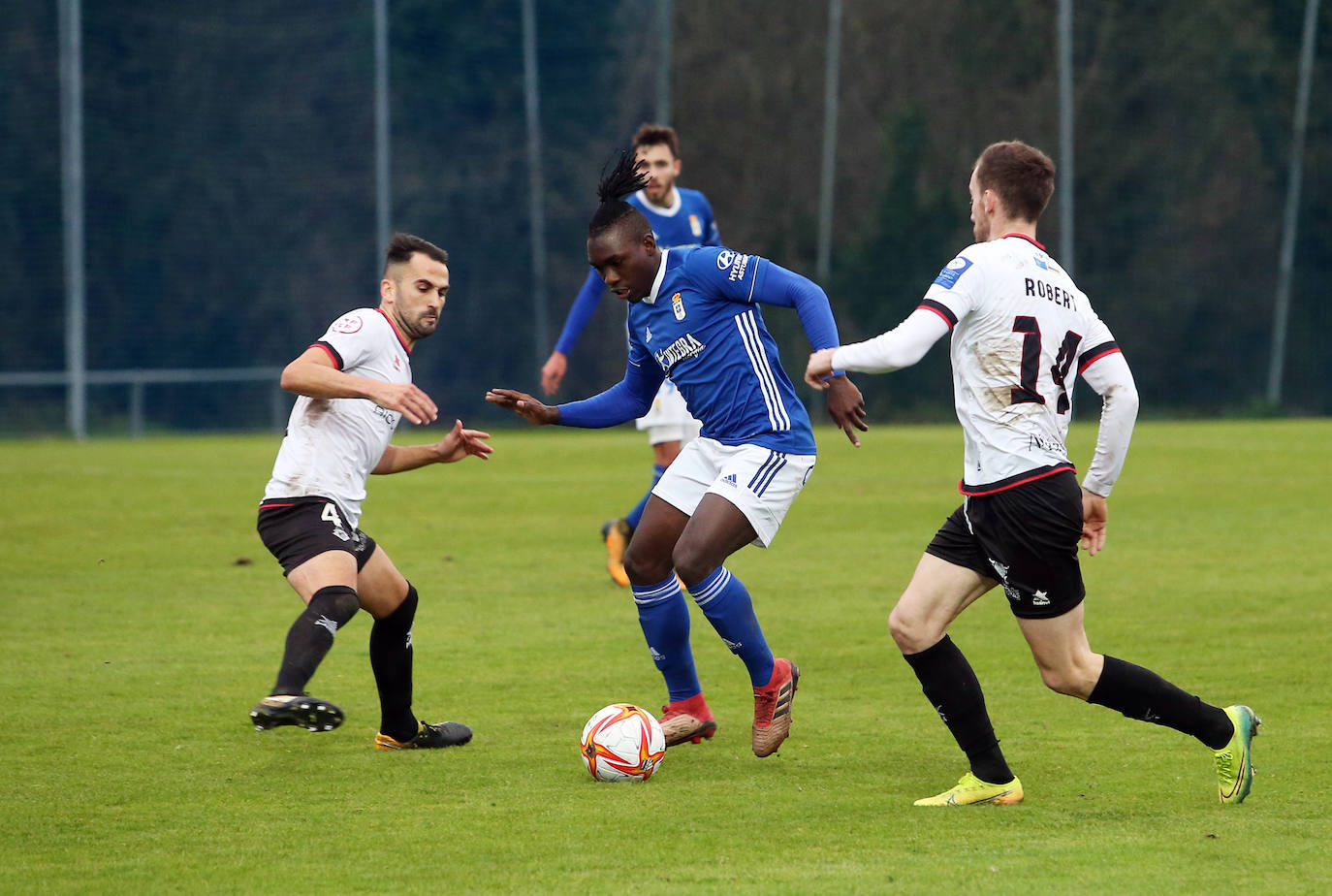 Fotos: Las mejores imágenes del Oviedo Vetusta - Caudal