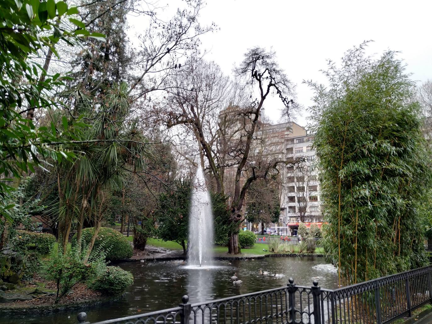 La huerta y el jardín botánico del Monasterio de San Francisco fueron el germen del parque público del que hoy presume la ciudad. 