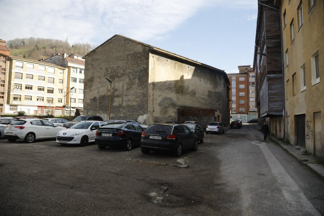 La parte trasera del teatro Virgina, donde había proyectados pisos junto a un nuevo centro de salud. 