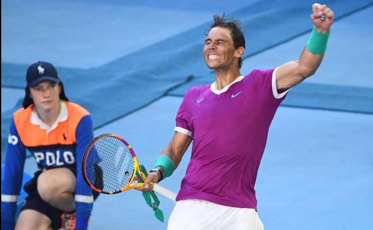 Nadal celebra la victoria en Melbourne.