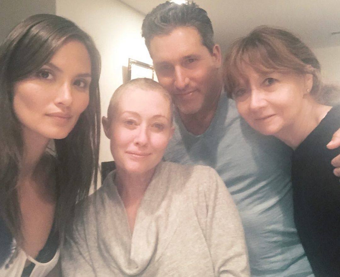 Shannen Doherty ha mostrado su lucha contra el cáncer a sus seguidores. 