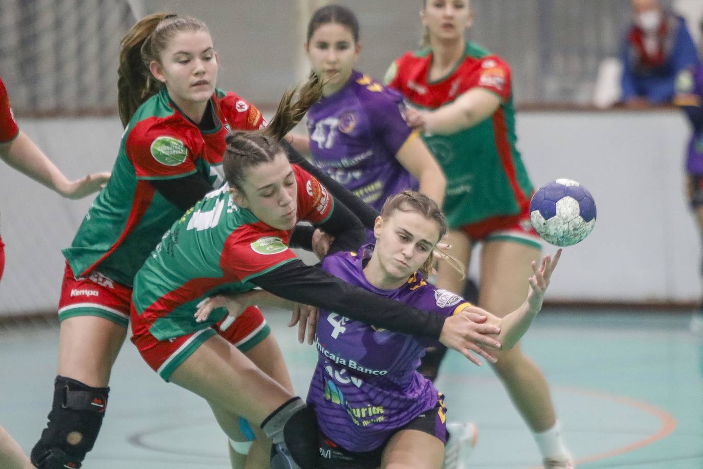 Fotos: Balonmano femenino: El Unicaja se clasifica para la Copa de la Reina