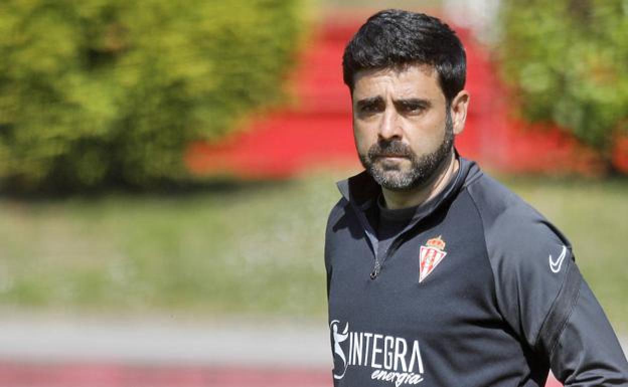 David Gallego, en un entrenamiento del Sporting.