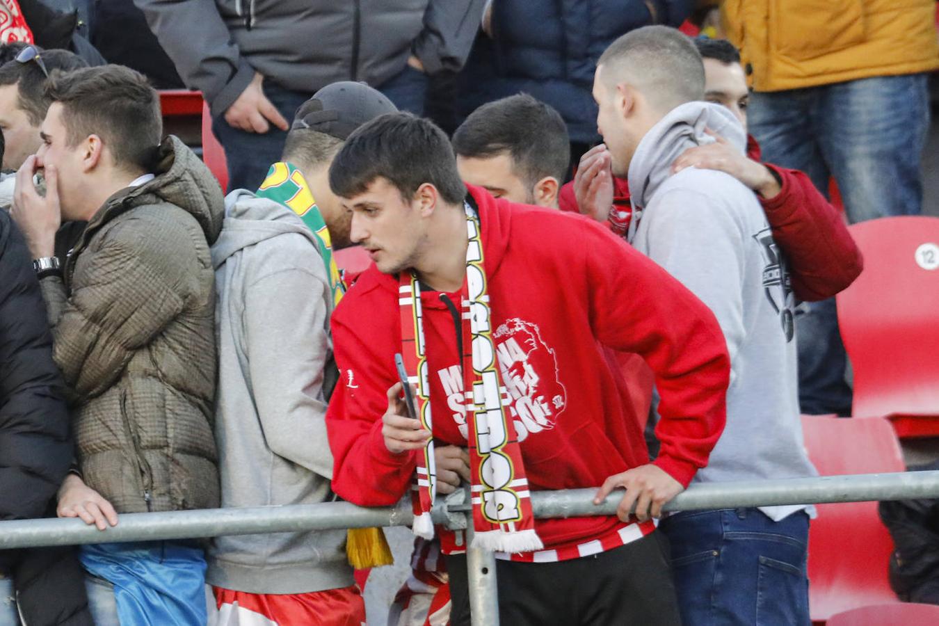 Fotos: ¿Estuviste en el Mirandés - Sporting? ¡Búscate!