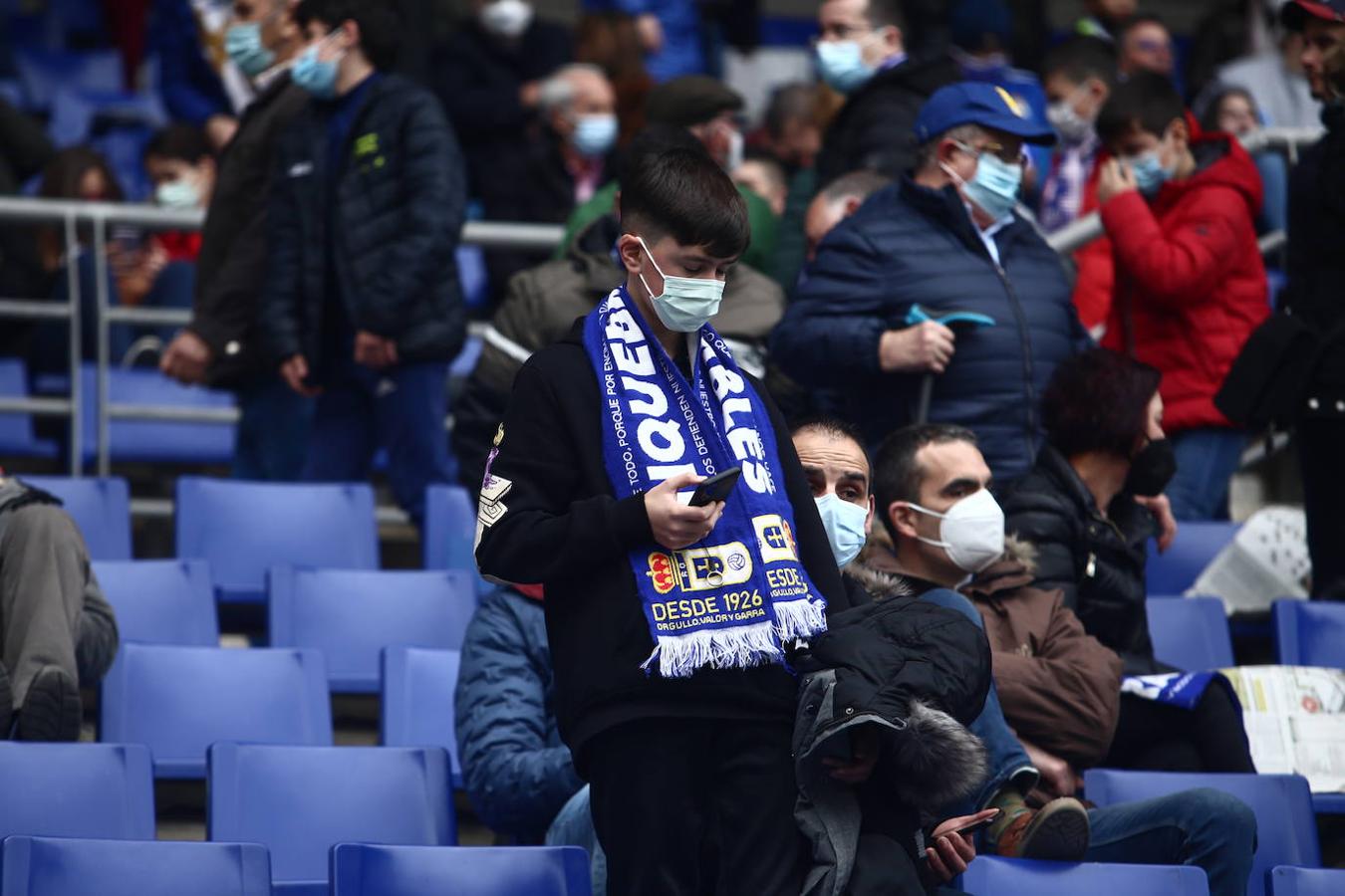 Fotos: ¿Estuviste en el Real Oviedo - Huesca? ¡Búscate!