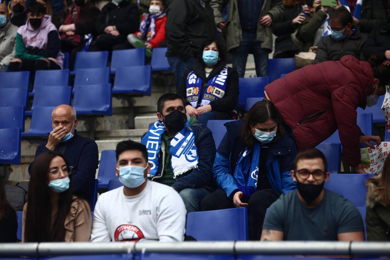 Fotos: ¿Estuviste en el Real Oviedo - Huesca? ¡Búscate!