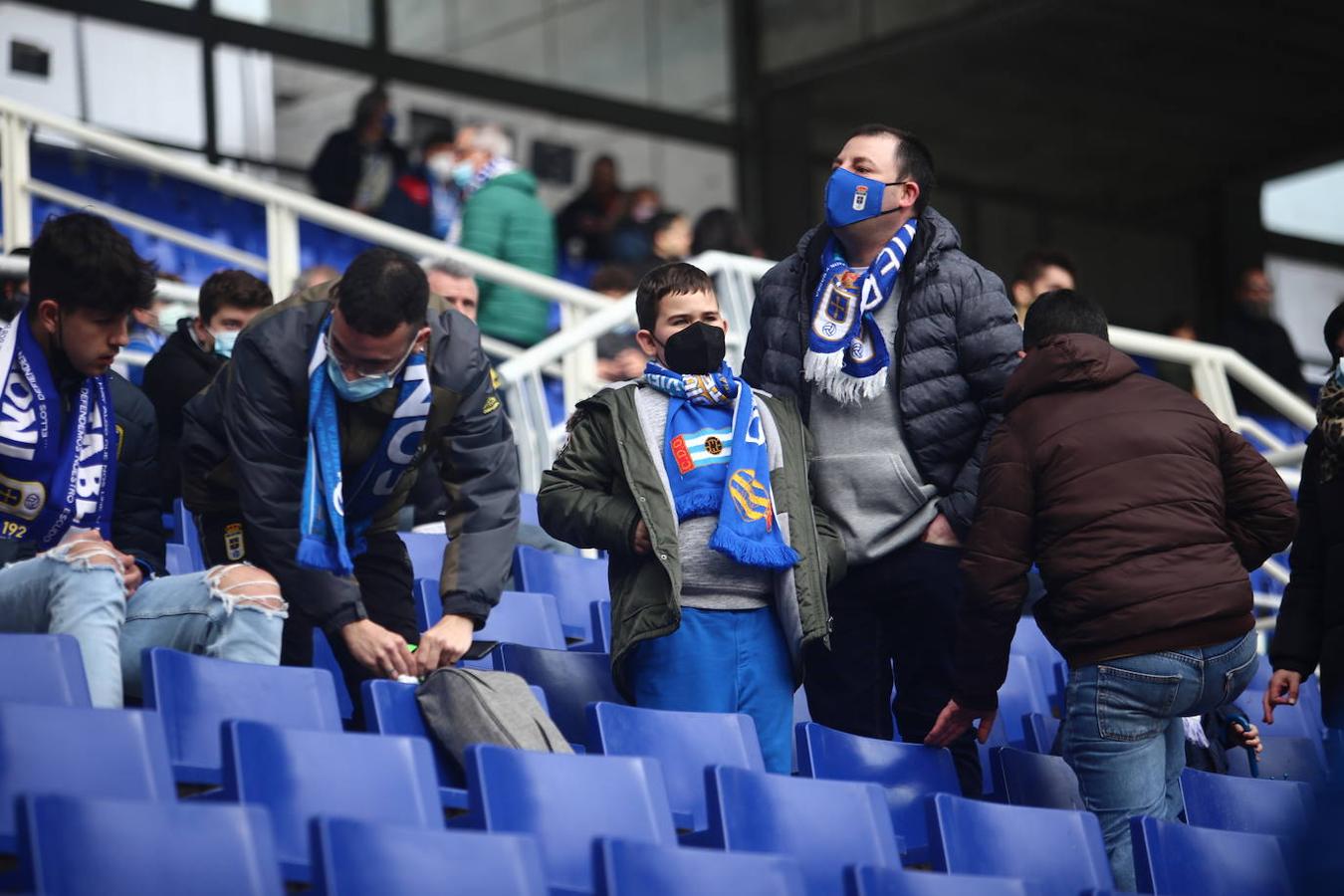 Fotos: ¿Estuviste en el Real Oviedo - Huesca? ¡Búscate!