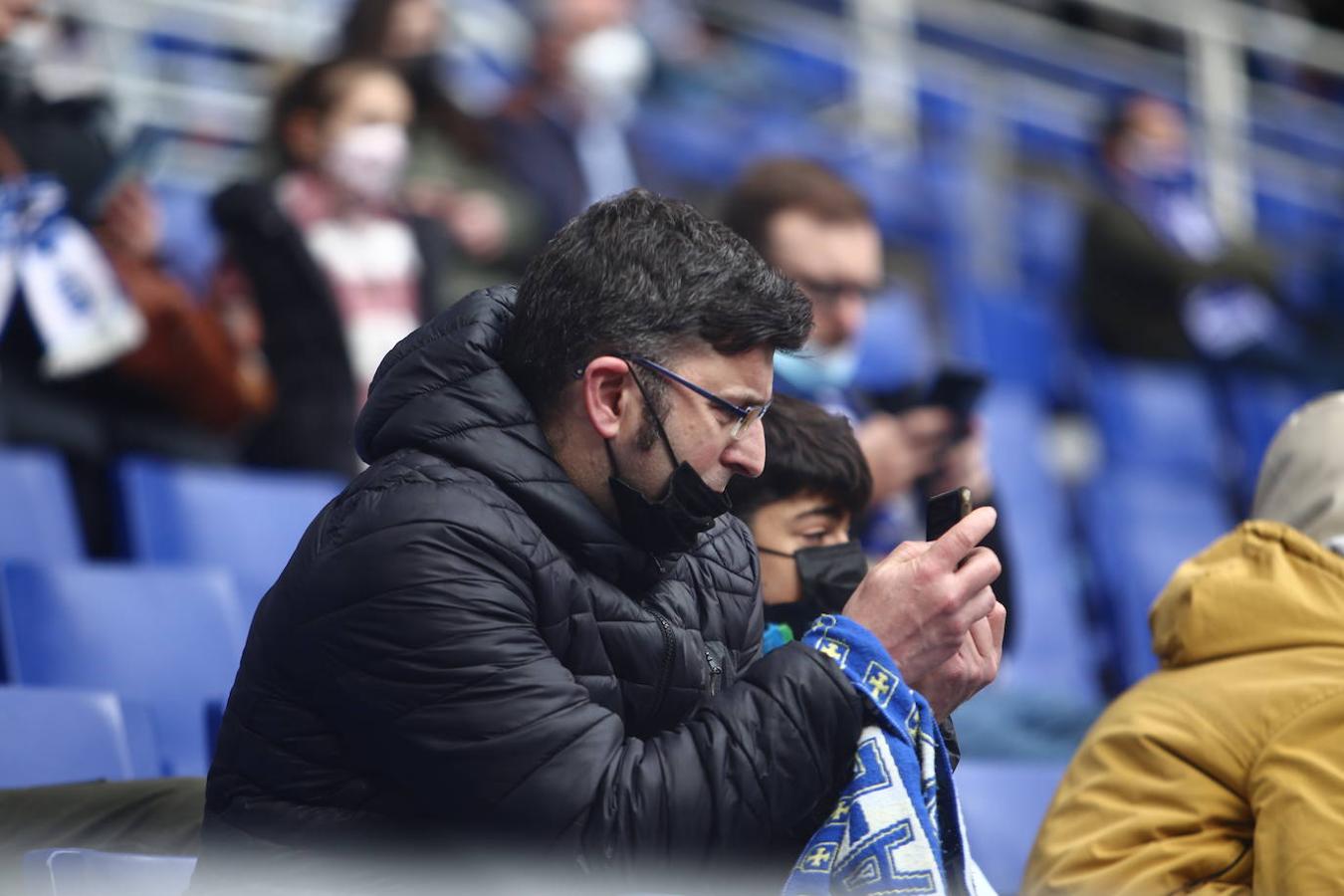 Fotos: ¿Estuviste en el Real Oviedo - Huesca? ¡Búscate!