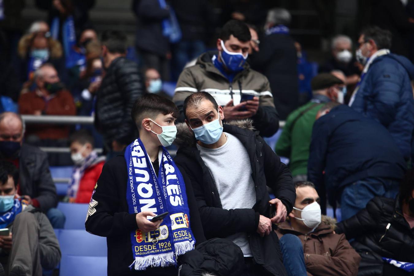 Fotos: ¿Estuviste en el Real Oviedo - Huesca? ¡Búscate!