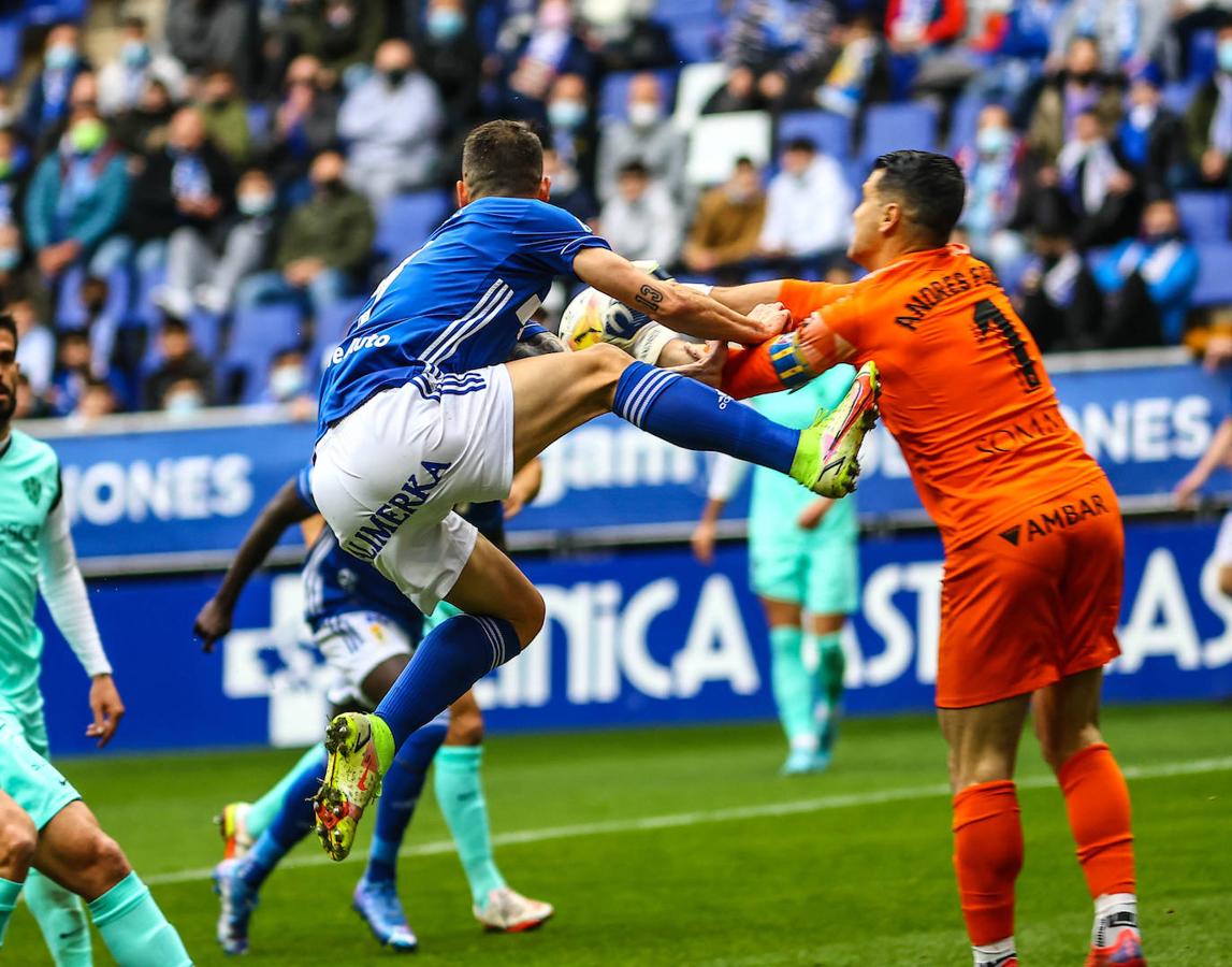 Fotos: Las mejores jugadas entre el Real Oviedo y el Huesca (3-3)