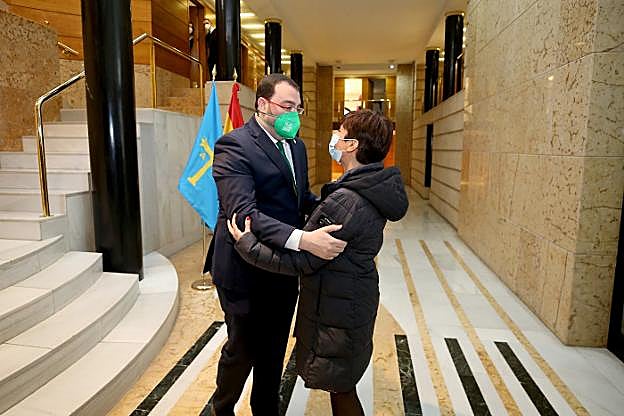 La ministra de Política Territorial anima al Principado a pedir organismos estatales
