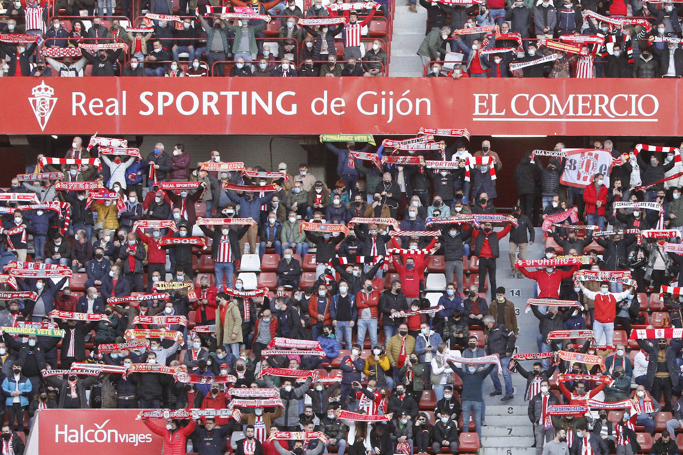 Fotos: ¿Estuviste en el Sporting-Ponferradina? ¡Búscate!